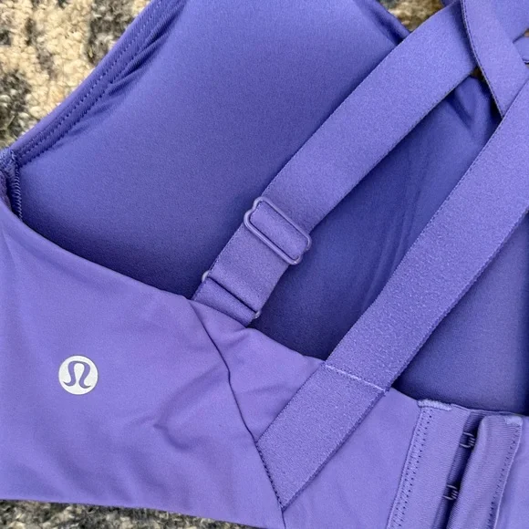 lululemon athletica Energy Sports Bra - Picture 3 of 5
